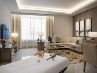 Al Jaddaf Rotana Suite Hotel