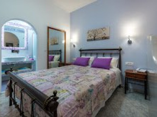 Akis Hotel (Kamari Santorini)