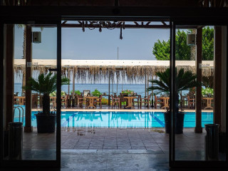 VALERI BEACH HOTEL