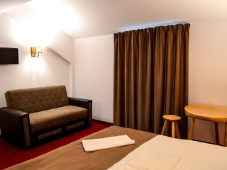 PENSIUNEA HANUL TEILOR