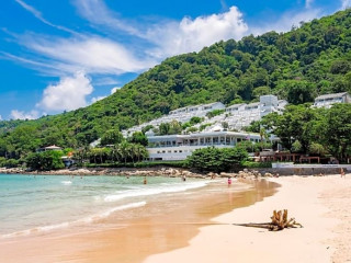 Wyndham Grand Nai Harn Beach Phuket