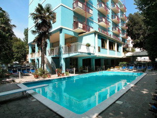  Biancamano (Marina Centro)