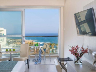 Tofinis Hotel 