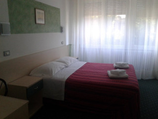 ASTORIA - Desenzano Sul Garda