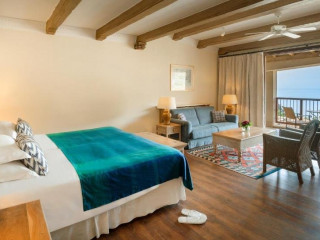 COLUMBIA BEACH RESORT