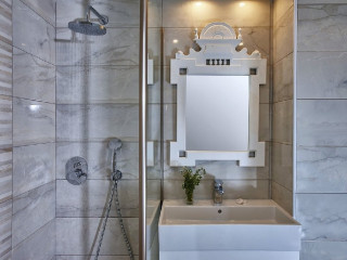 Vasia Ormos Hotel 
