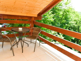 Vila Crizantema (fosta vila a lui Ceausescu)