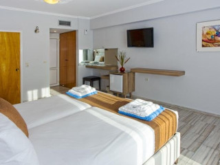 Aliki Hotel (Nikiana)