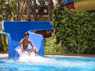 DELPHIN BOTANIK HOTEL