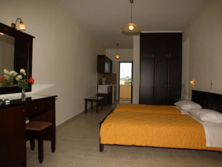 KOUKLA MARE (AG SOSTIS, 3 KEYS)