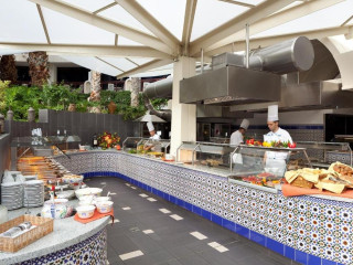 Seaside Sandy Beach 4*