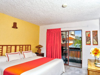 Imperial Laguna by Faranda