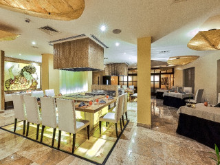 Royal Hideaway Playacar (R)