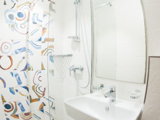 HOTEL FAVORIT