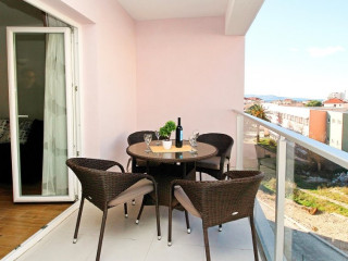 Apartments Stipe (Makarska)