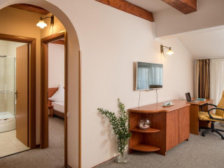 HOTEL ROZMARIN