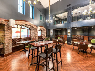 Le Meridien Abu Dhabi