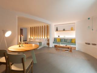 Neptune Luxury Spa Suites