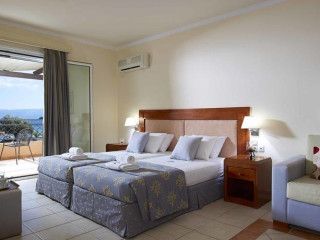 Avantis Suites (Eretria)