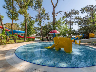 AMARA LUXURY RESORT