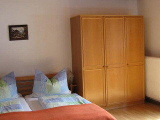 LANDHAUS SALZBURG (DIENTEN)