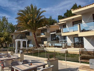 Cronwell Rahoni Park Hotel (Nea Skioni Kassandra)adults only