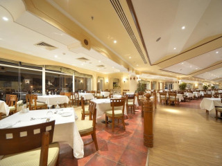 Melton Tiran Resort (Ex. Tiran Island)