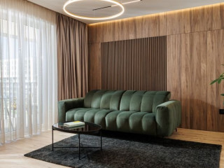 THE ALLEY BY KANOPIAN.