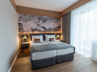 HOTEL AZUGA SKI BIKE RESORT