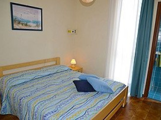 APARTAMENTI OASI (LIDO DEL SOLE)