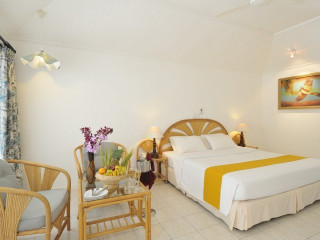 Holiday Island Resort