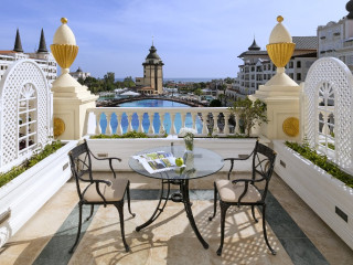 TITANIC MARDAN PALACE