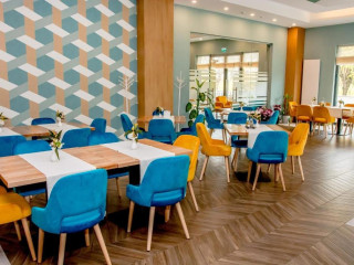 Grand View Hotel Suites 