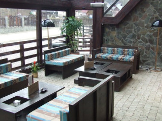 Vlahia Inn ( nu e buna)