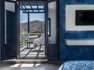 Rivari Hotel (Kamari Santorini)