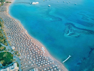 Jaz Makadina Resort