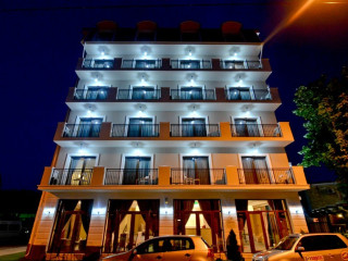 Lucas Hotel Boutique CMP