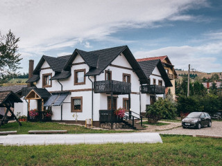 LA ROATA - CASA ANA