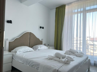 Apartamente Aparthotel Ella Alezzi