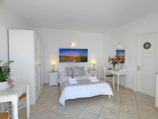 Casa Bianca Hotel (Imerovigli Santorini) 