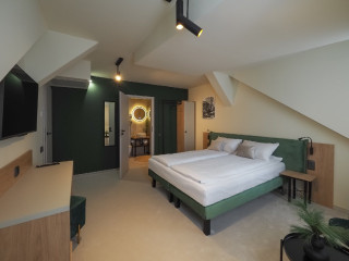 . CRAFT Inn Camere de inchiriat