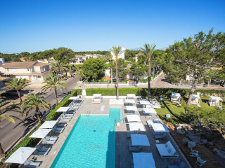 BQ Sarah (Adults Only)