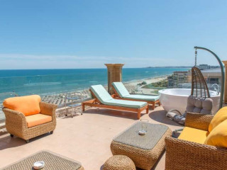 HOTEL PHOENICIA ROYAL