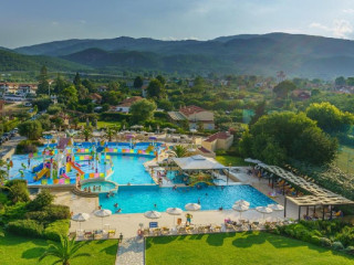 Cronwell Platamon Resort