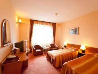 HOTEL CLASS