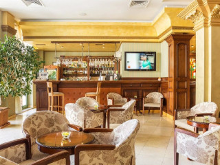 Romance Family Suites