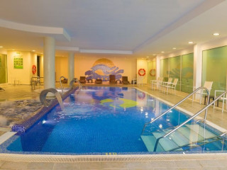 Hotel Alegria Caprici Verd