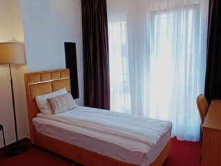 HOTEL AIRPORT BUCHAREST.