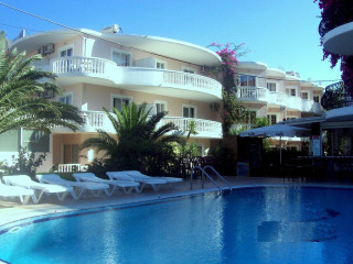 White Palace Studios (Faliraki) - clasificare 3 chei