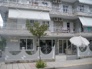 Ouzas Hotel Apartments  (Olympic Beach) - Adults Only